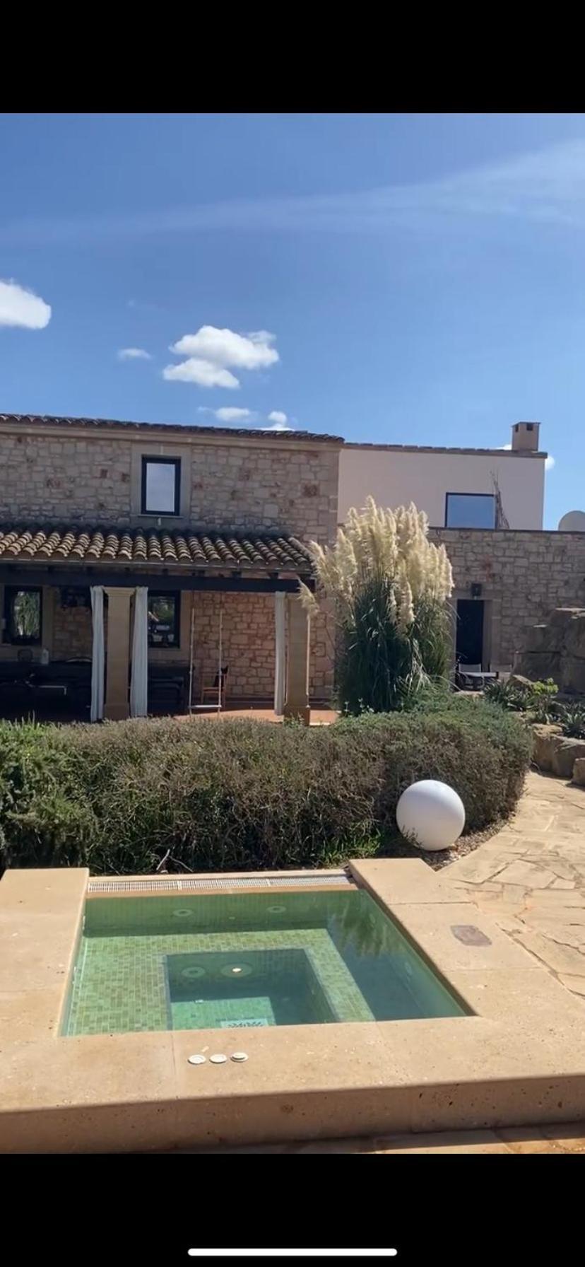 Mallorca 19 Km Montuiri Finca Gallo Negro Santanyi Campos Gesamte Unterkunft Social Media Villa *