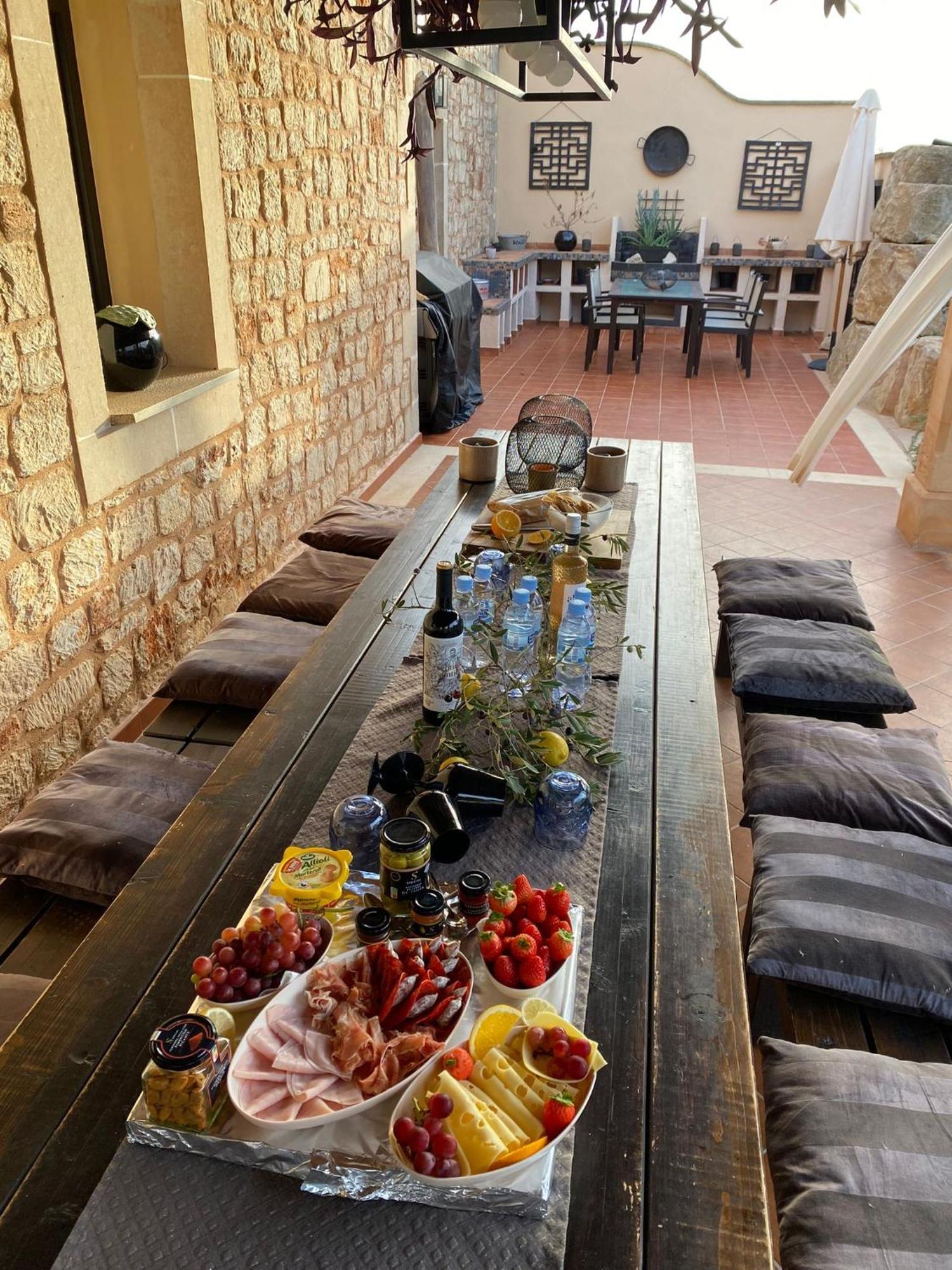 Villa Mallorca 19 Km Montuiri Finca Gallo Negro Santanyi Campos Gesamte Unterkunft Social Media Campos (Mallorca)
