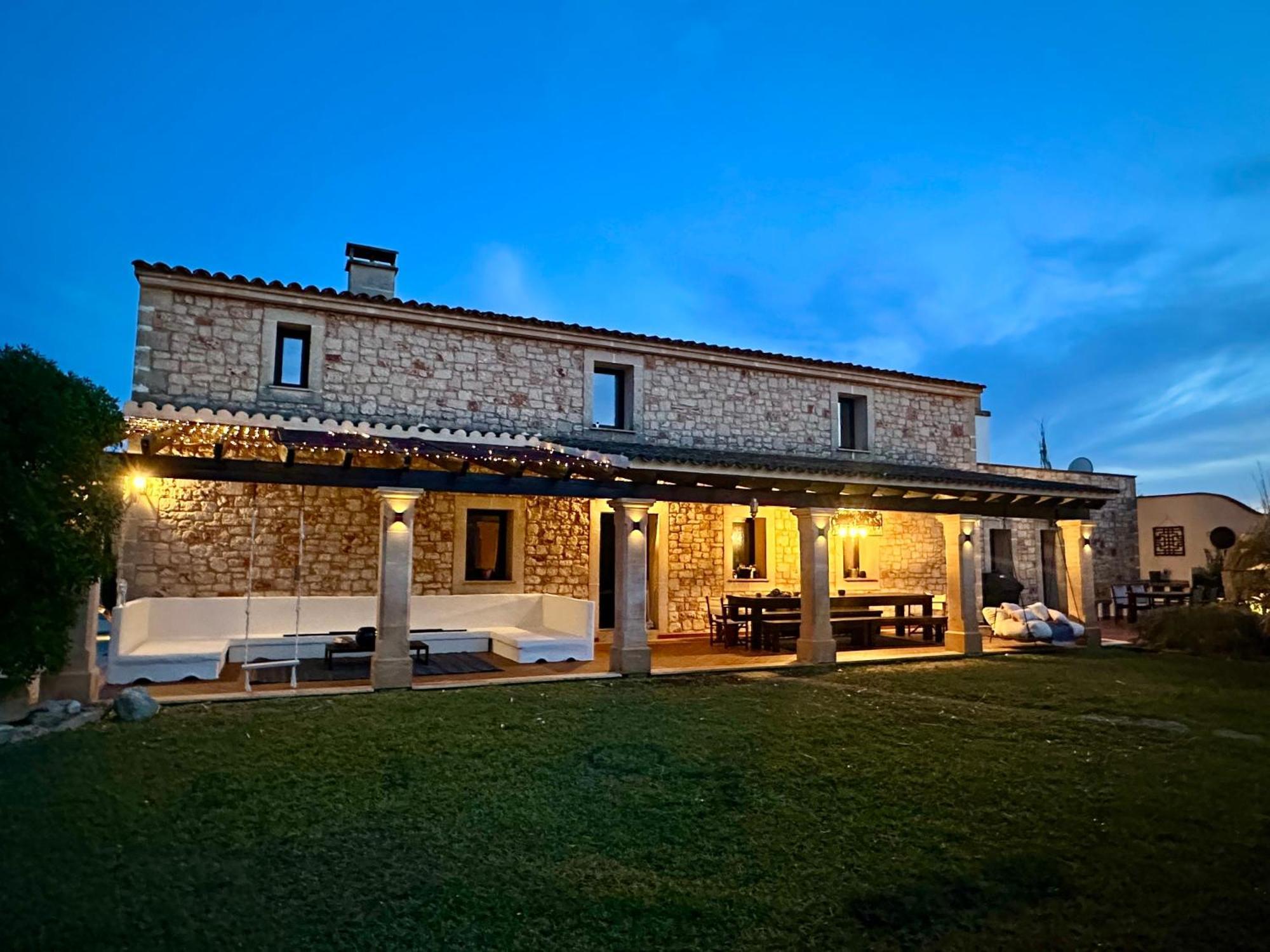 Villa Mallorca 19 Km Montuiri Finca Gallo Negro Santanyi Campos Gesamte Unterkunft Social Media *